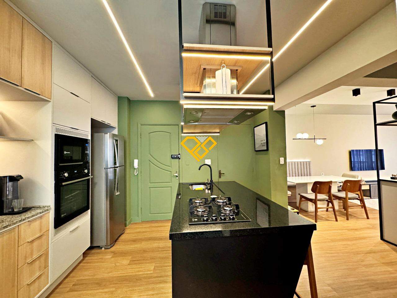 Apartamento à venda no Gonzaga: Cozinha