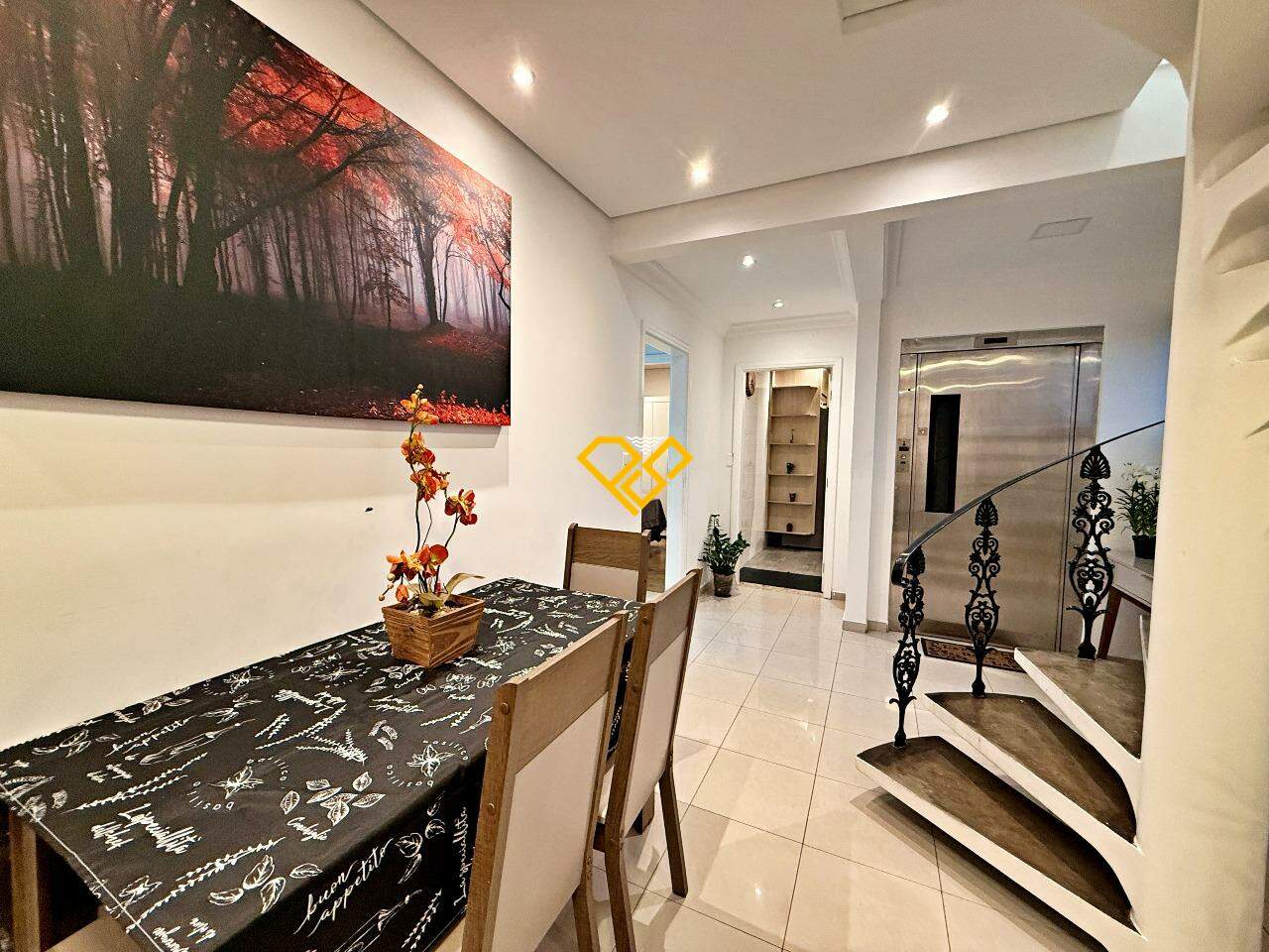 Cobertura à venda no Boqueirão: Sala 1° piso