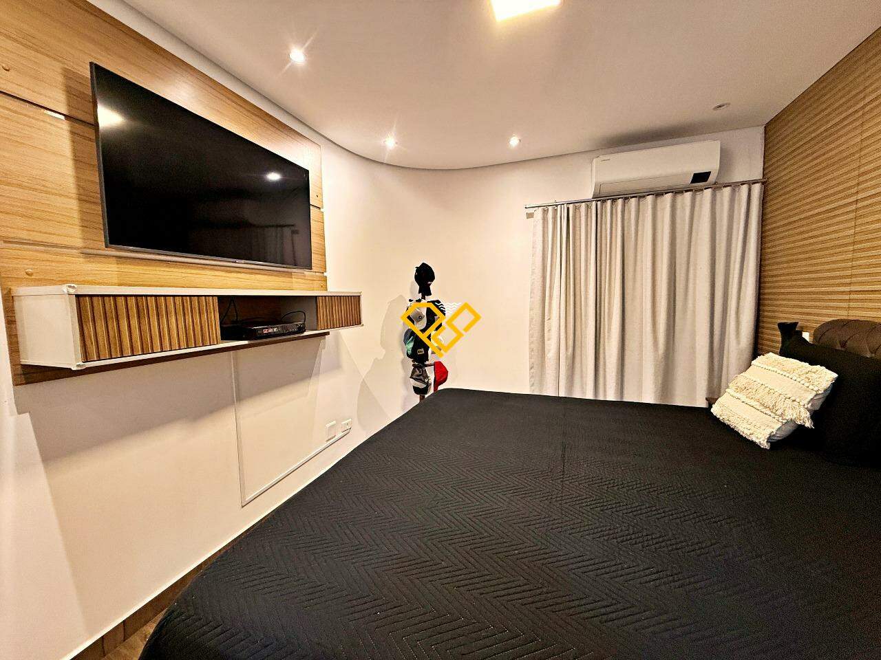 Cobertura à venda no Boqueirão: Dormitório 1 - suíte