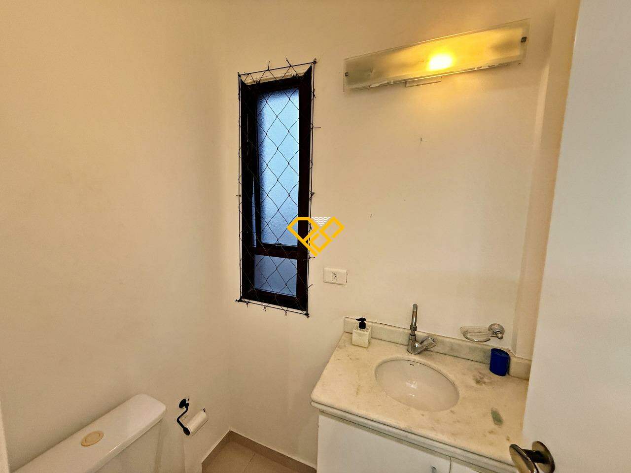 Cobertura à venda no Boqueirão: Lavabo