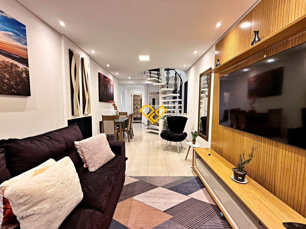 Cobertura à venda no Boqueirão: Sala 1° piso