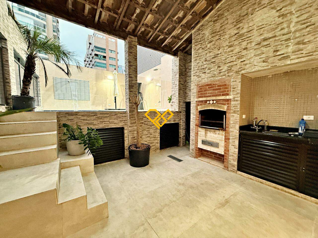 Cobertura à venda no Boqueirão: Área gourmet com churrasqueira