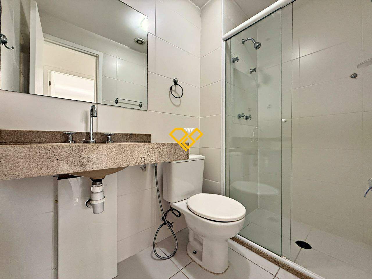 Apartamento à venda no Pompéia: Wc social