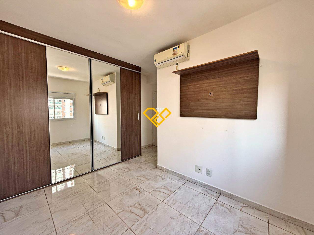 Apartamento à venda no Pompéia: Dormitório 1 - suíte