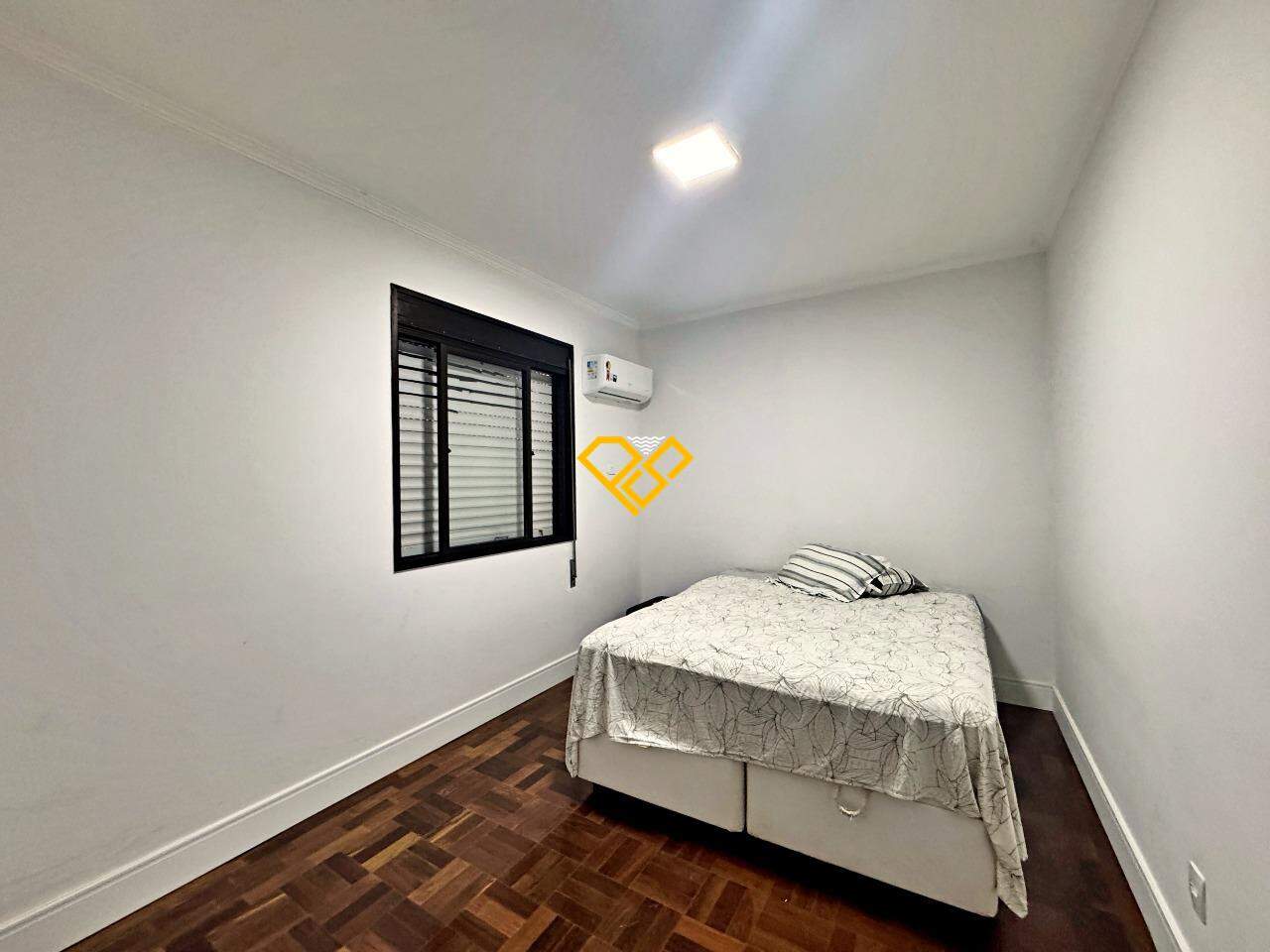 Apartamento à venda no Embaré: Dormitório 2