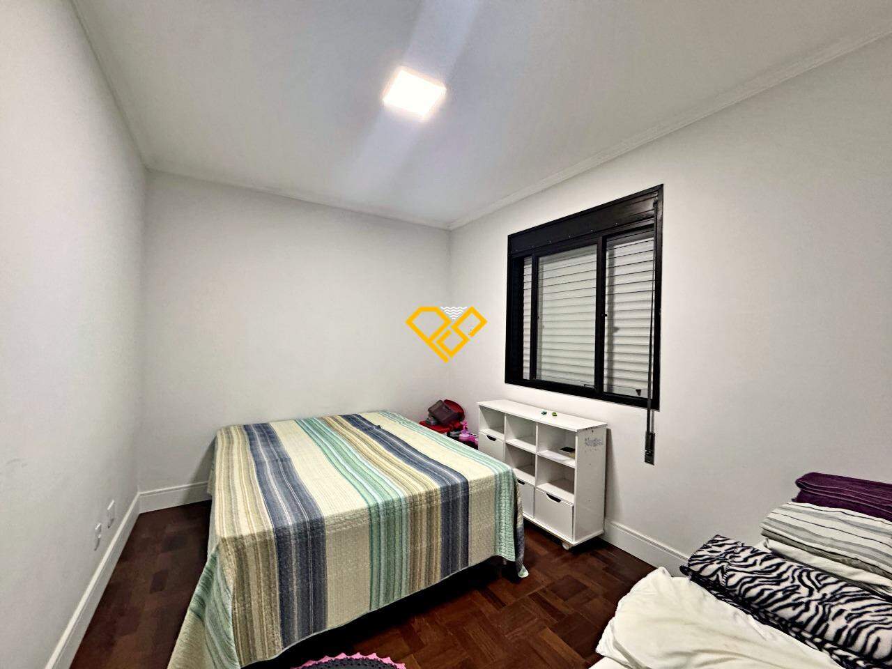 Apartamento à venda no Embaré: Dormitório 3