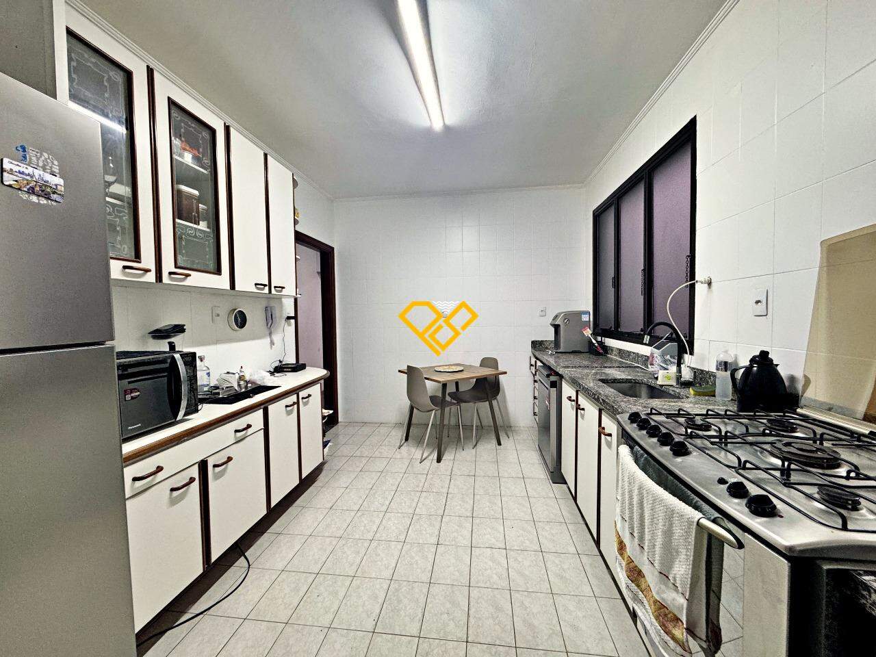 Apartamento à venda no Embaré: Cozinha