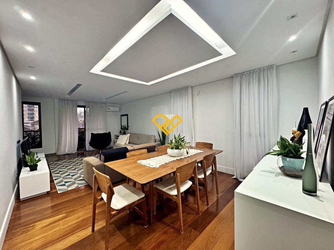 Apartamento à venda no Embaré: Sala