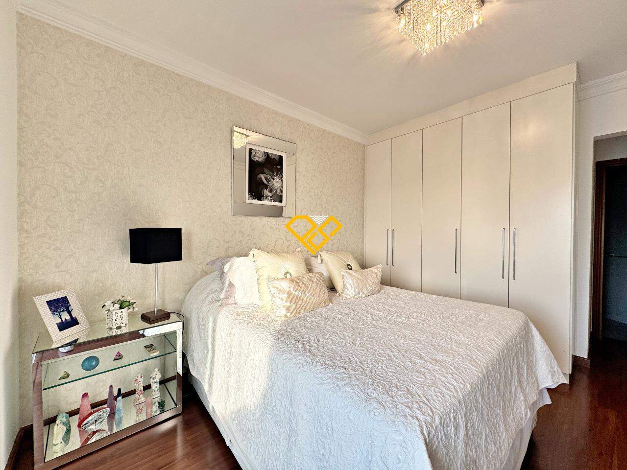Apartamento à venda no Ponta da Praia: Suíte 2