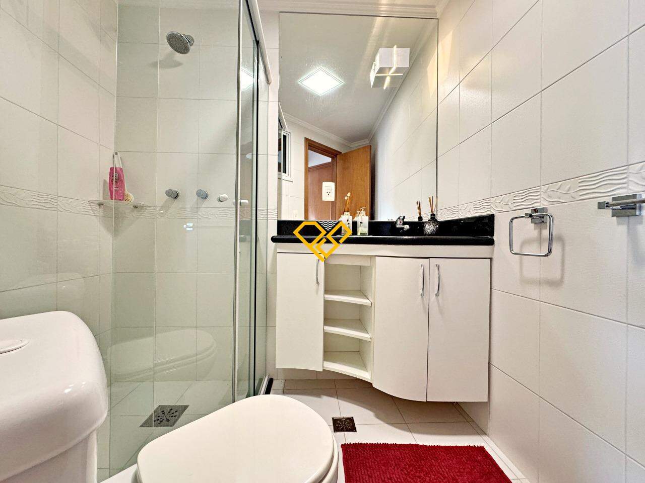 Apartamento à venda no Ponta da Praia: Wc suíte 2