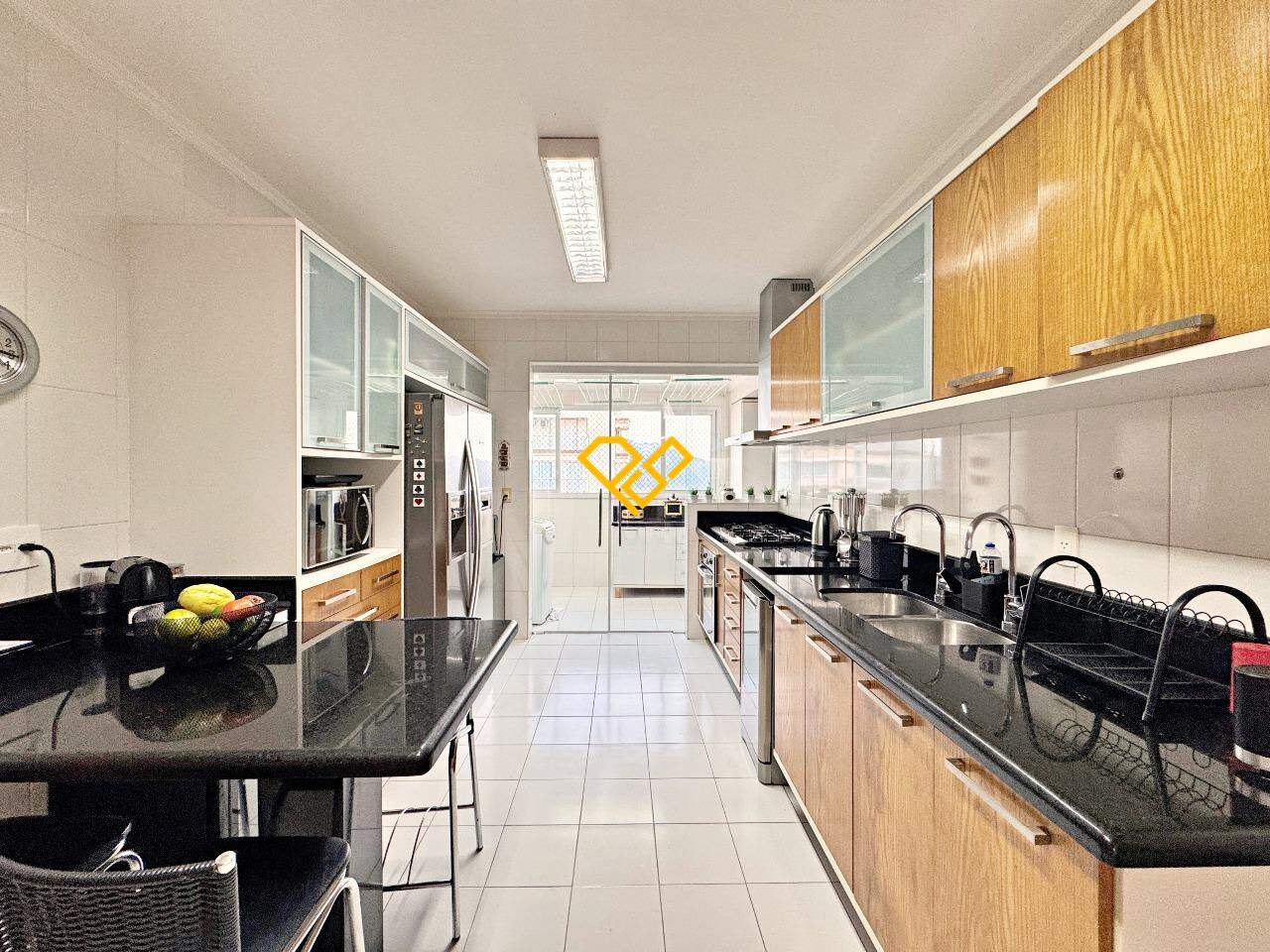 Apartamento à venda no Ponta da Praia: Cozinha