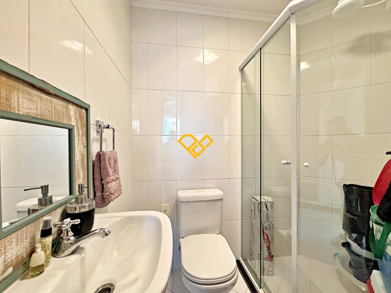 Apartamento à venda no Ponta da Praia: Wc de serviço