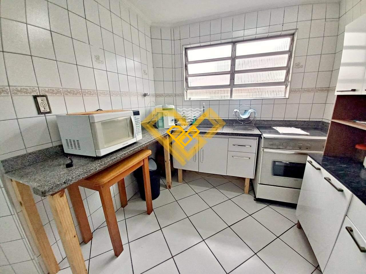 Apartamento à venda no Gonzaga: Cozinha