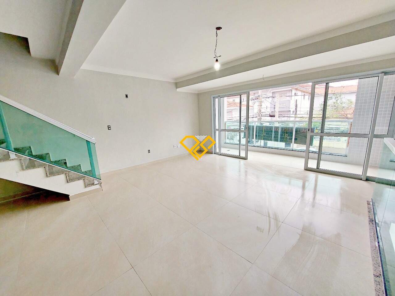 Sobreposta Alta à venda no Campo Grande: Sala