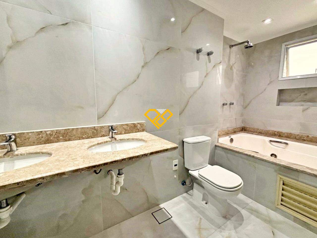 Apartamento à venda no Ponta da Praia: Wc suíte 1