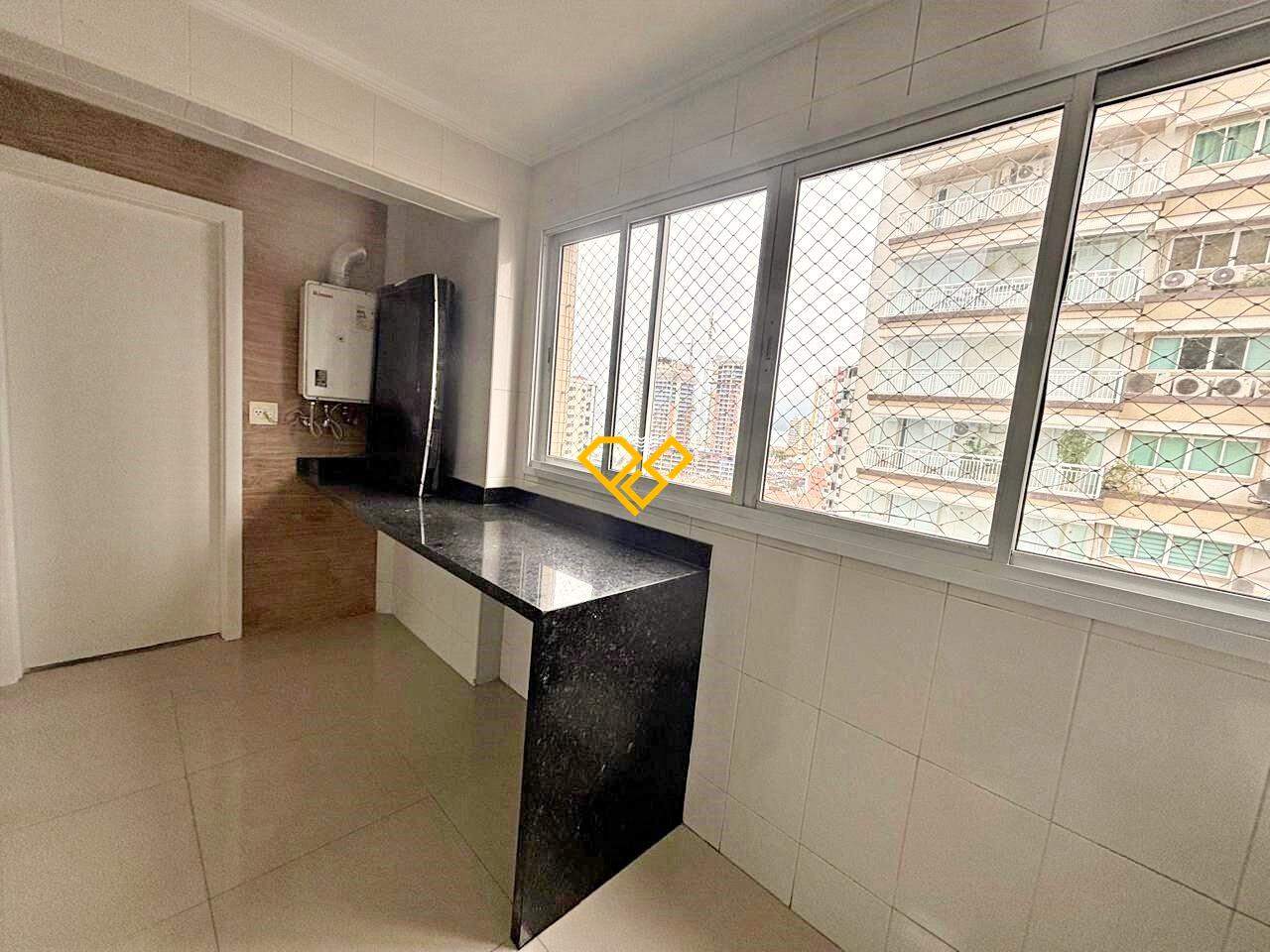 Apartamento à venda no Ponta da Praia: Área de serviço