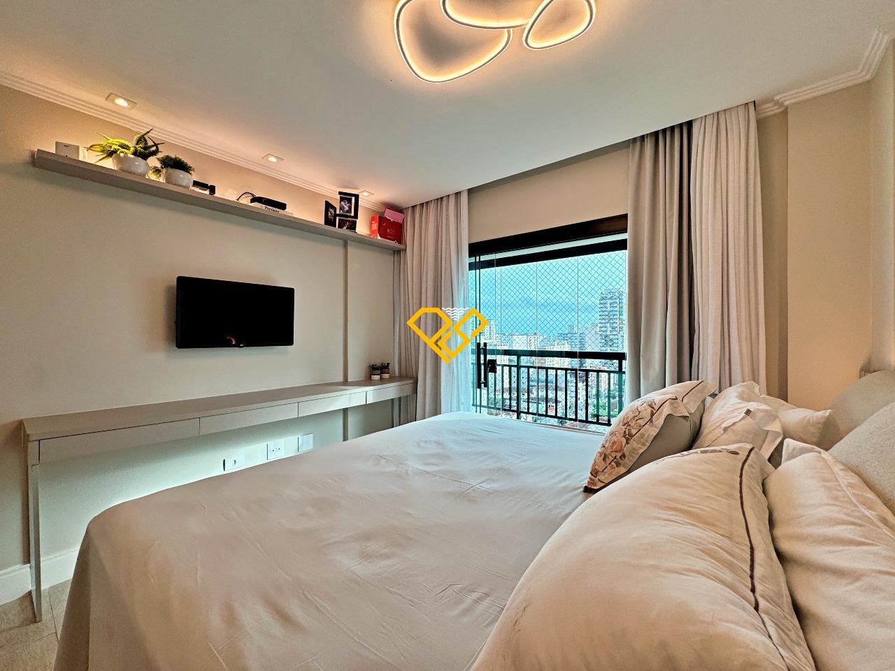 Garden à venda no Embaré: Suíte 1