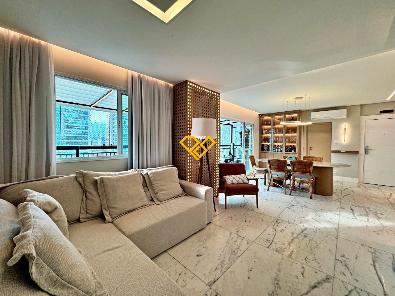 Garden à venda no Embaré: Sala