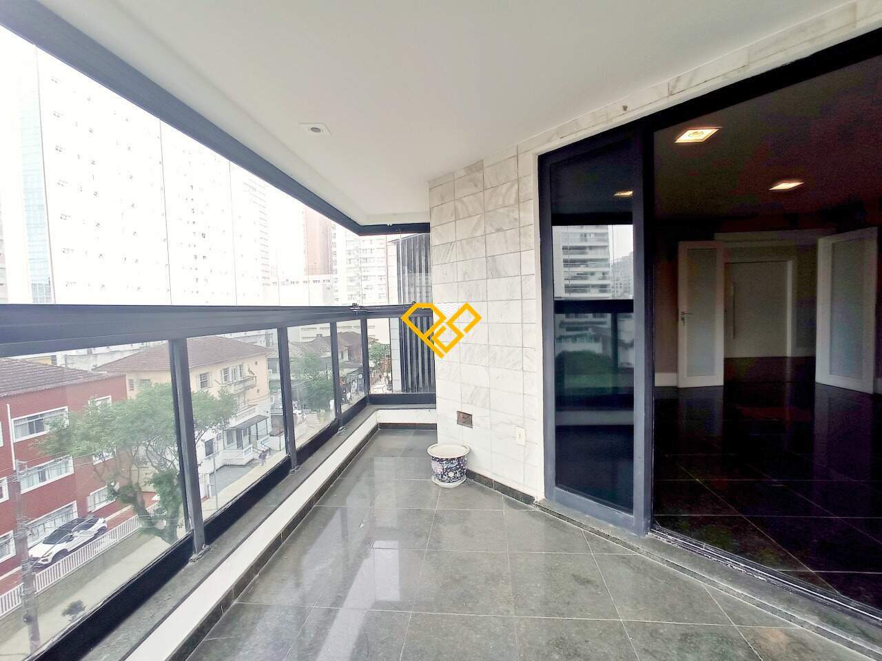 Apartamento à venda no Gonzaga: