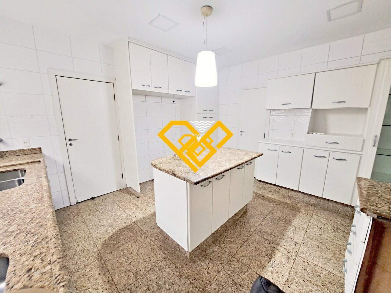 Apartamento à venda no Gonzaga: 