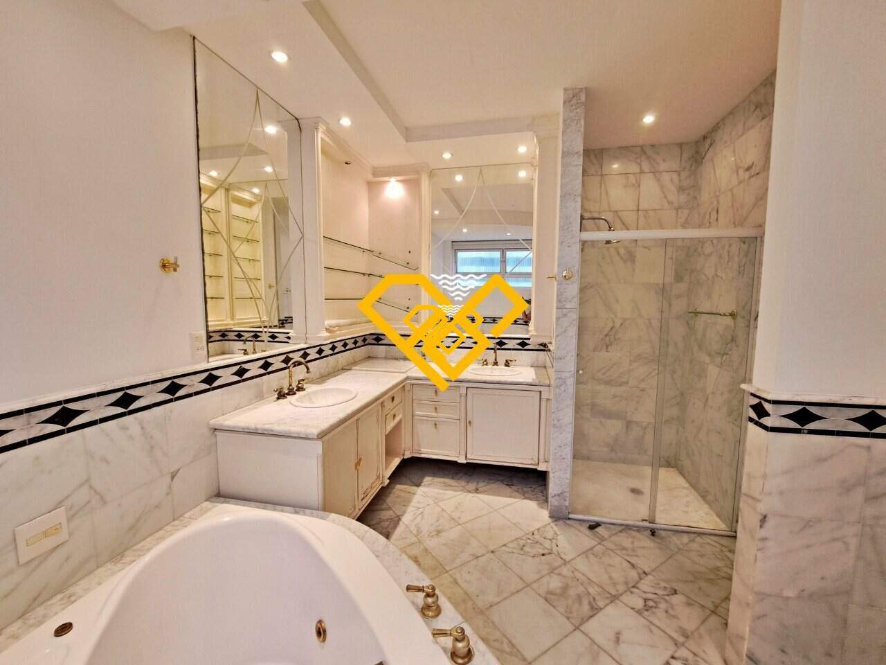 Apartamento à venda no Gonzaga: 