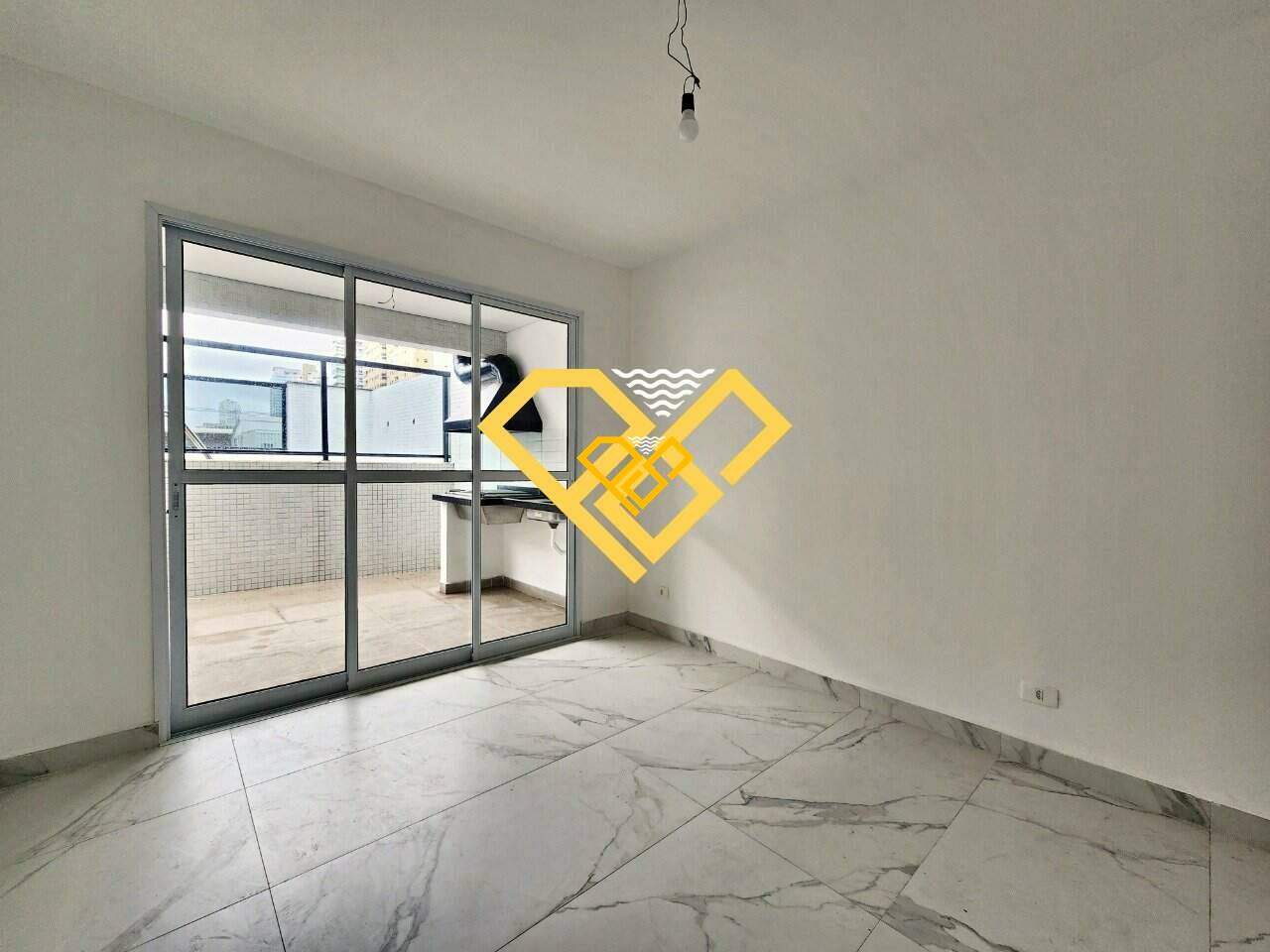 Casa à venda no Embaré: 