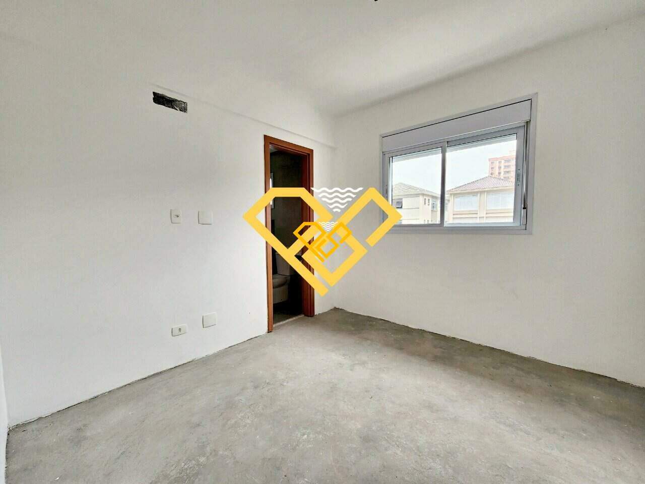 Casa à venda no Embaré: 