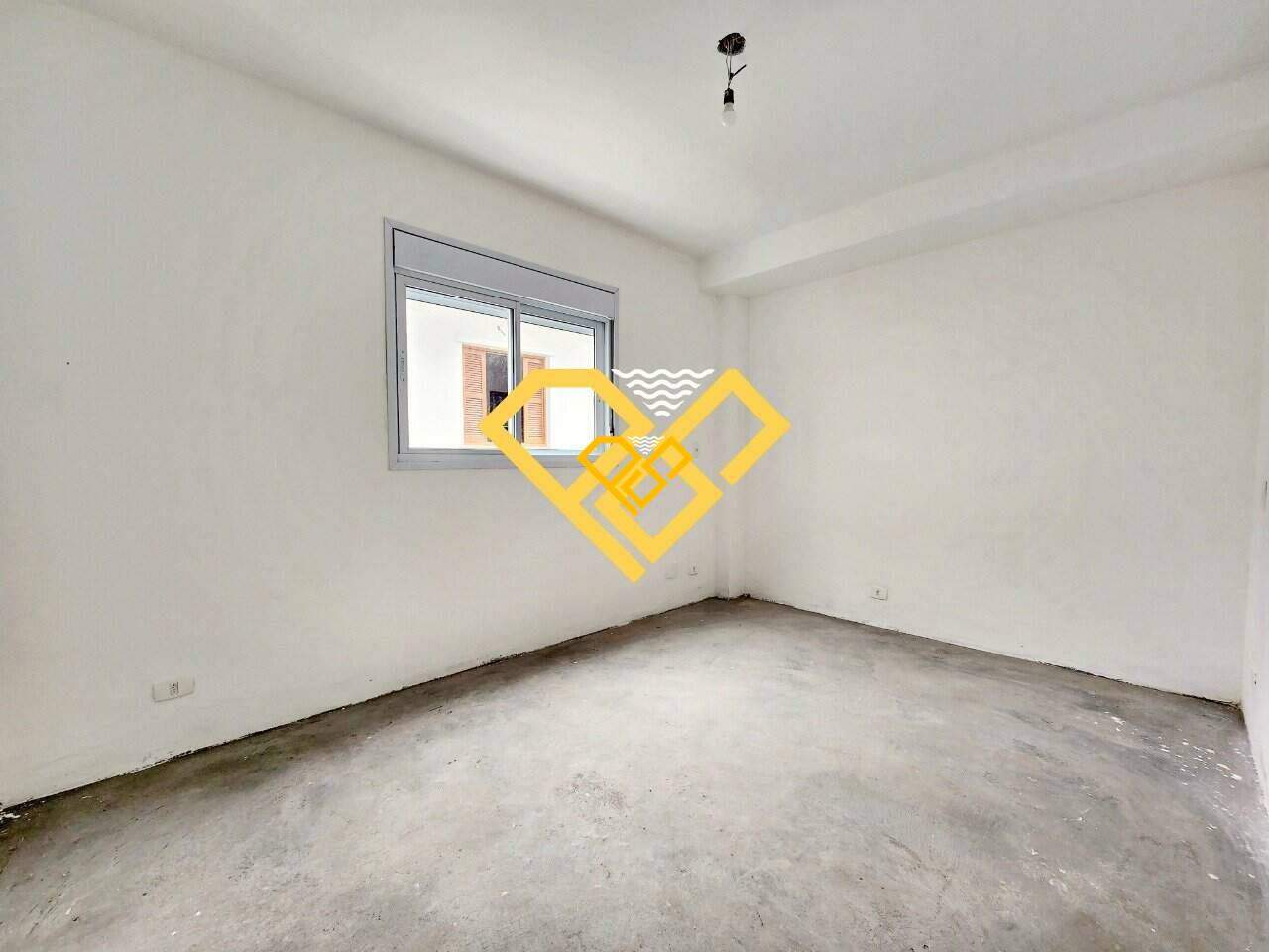 Casa à venda no Embaré: 