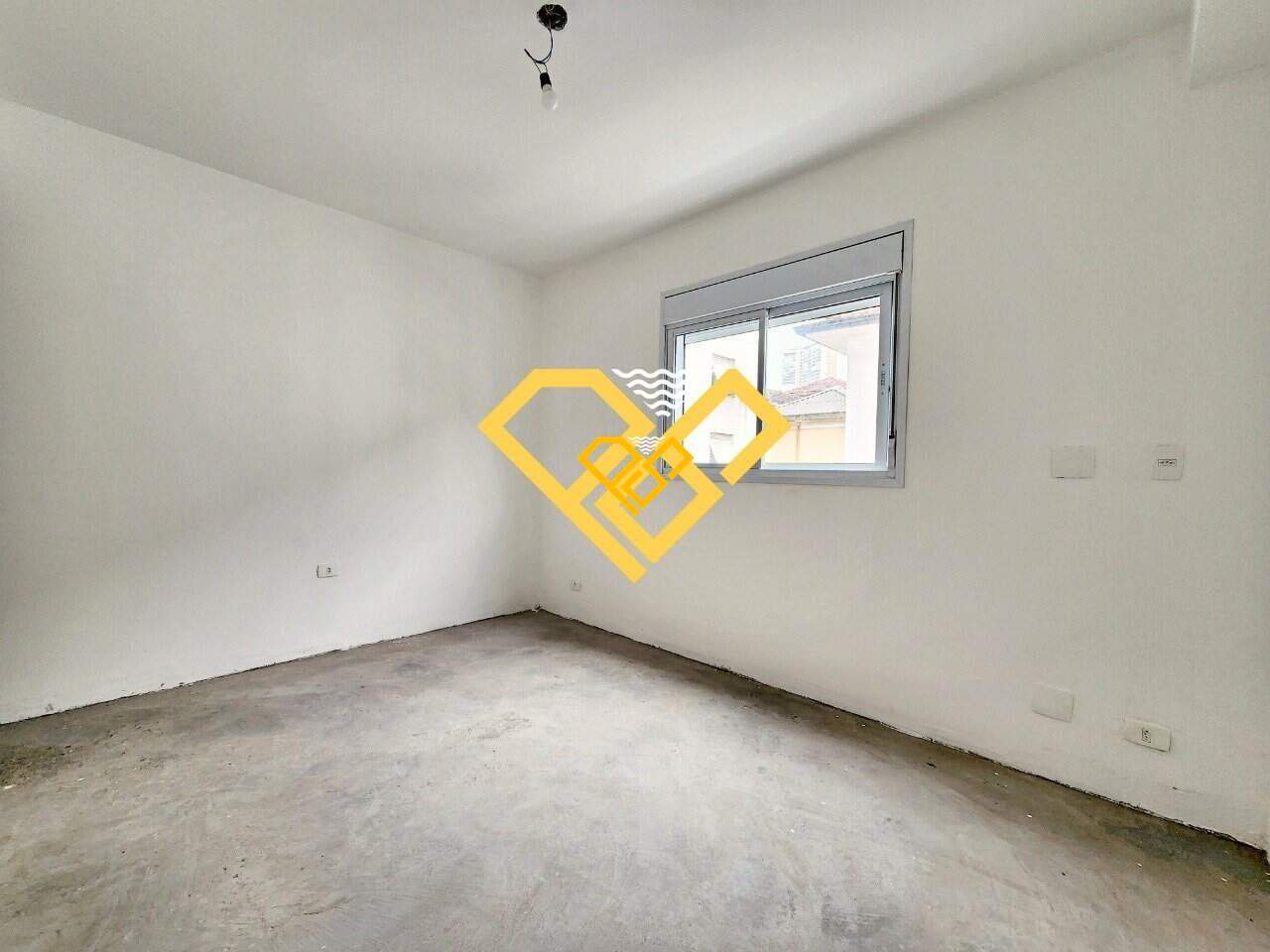 Casa à venda no Embaré: 