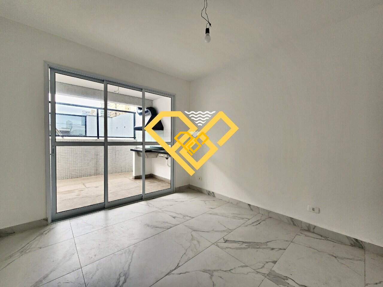 Casa à venda no Embaré: 