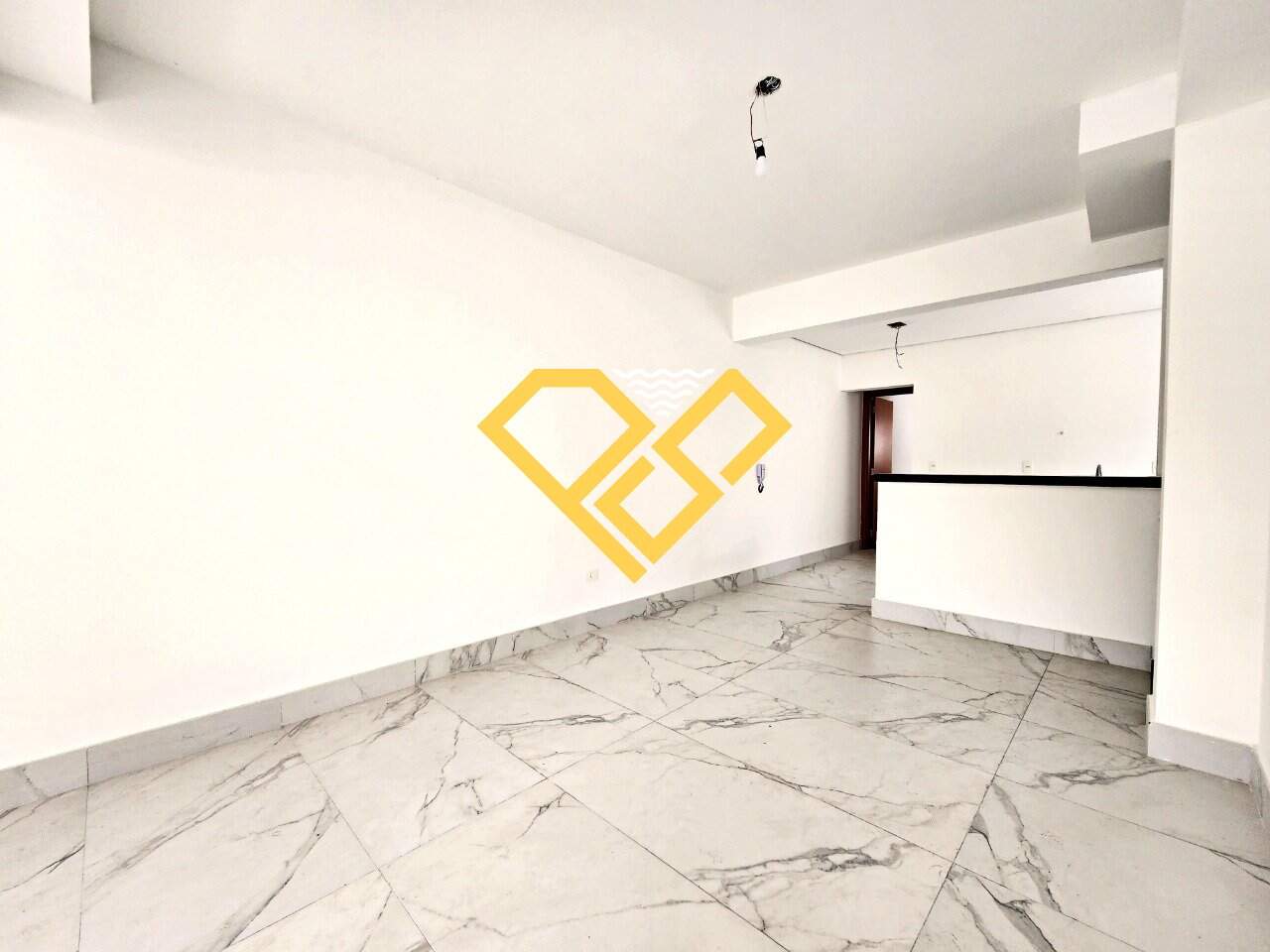 Casa à venda no Embaré: 