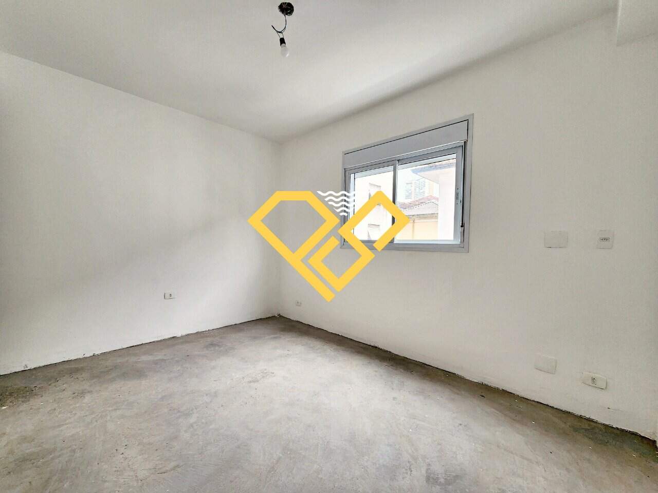 Casa à venda no Embaré: 