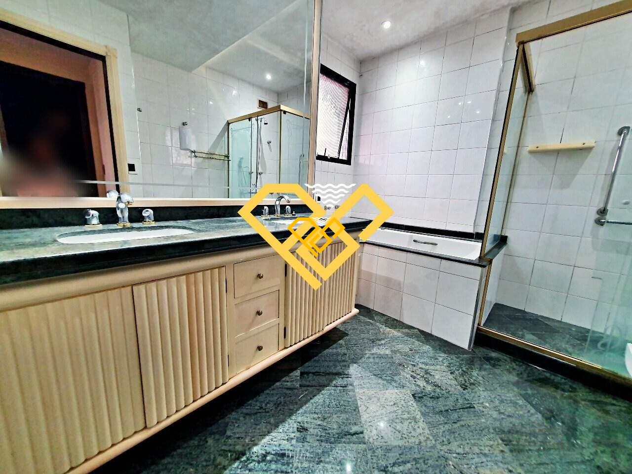 Apartamento à venda no Embaré: WC SUÍTE  4