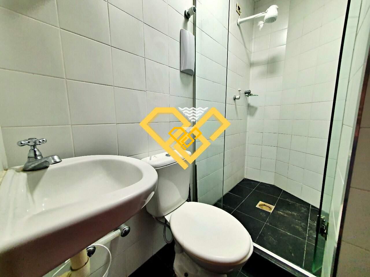 Apartamento à venda no Embaré: WC SERVIÇO