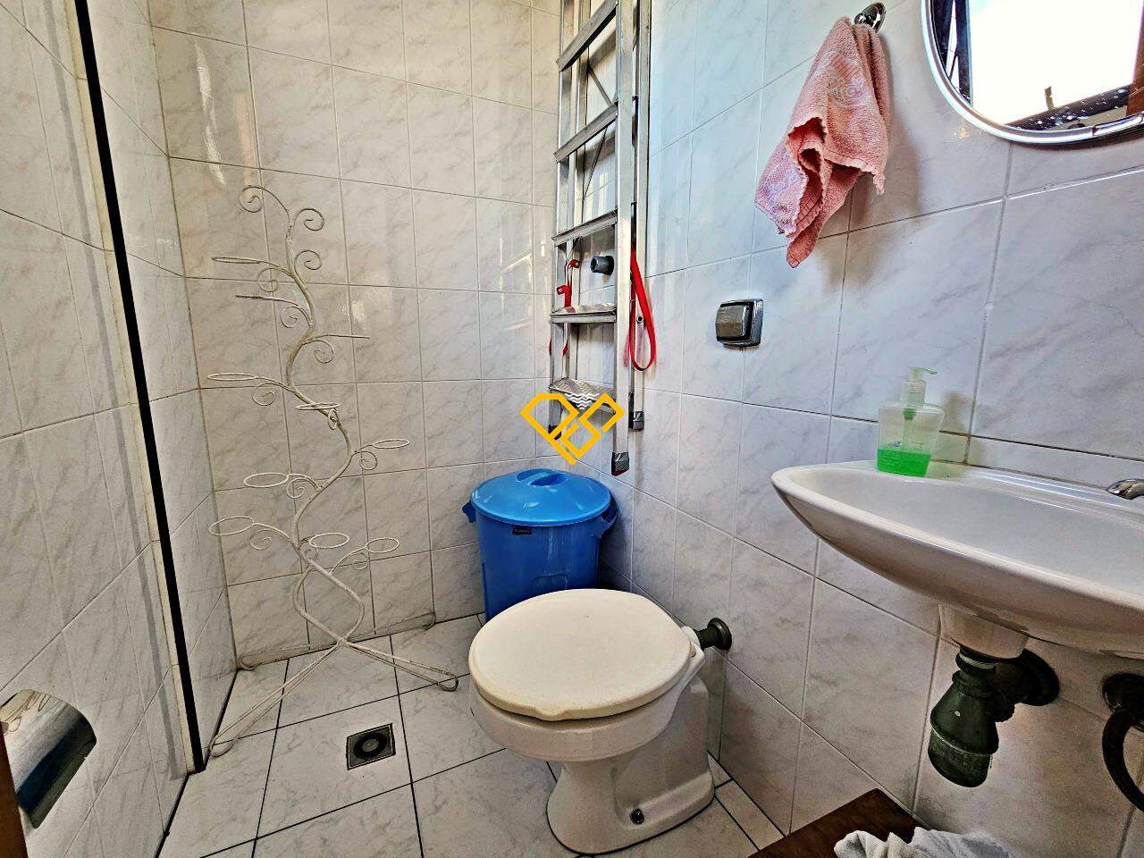 Apartamento à venda no Ponta da Praia: Wc de serviço