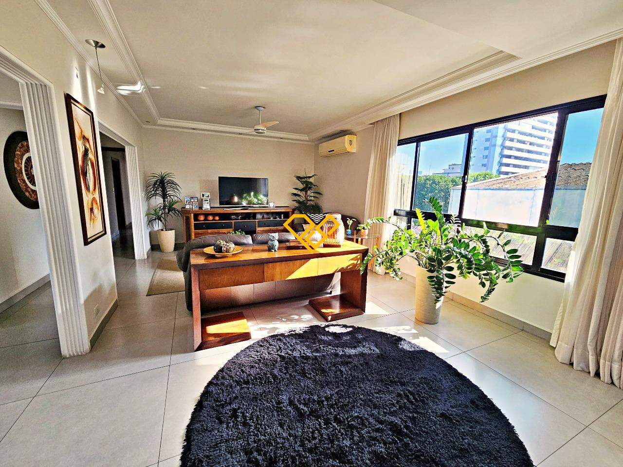 Apartamento à venda no Ponta da Praia: Sala
