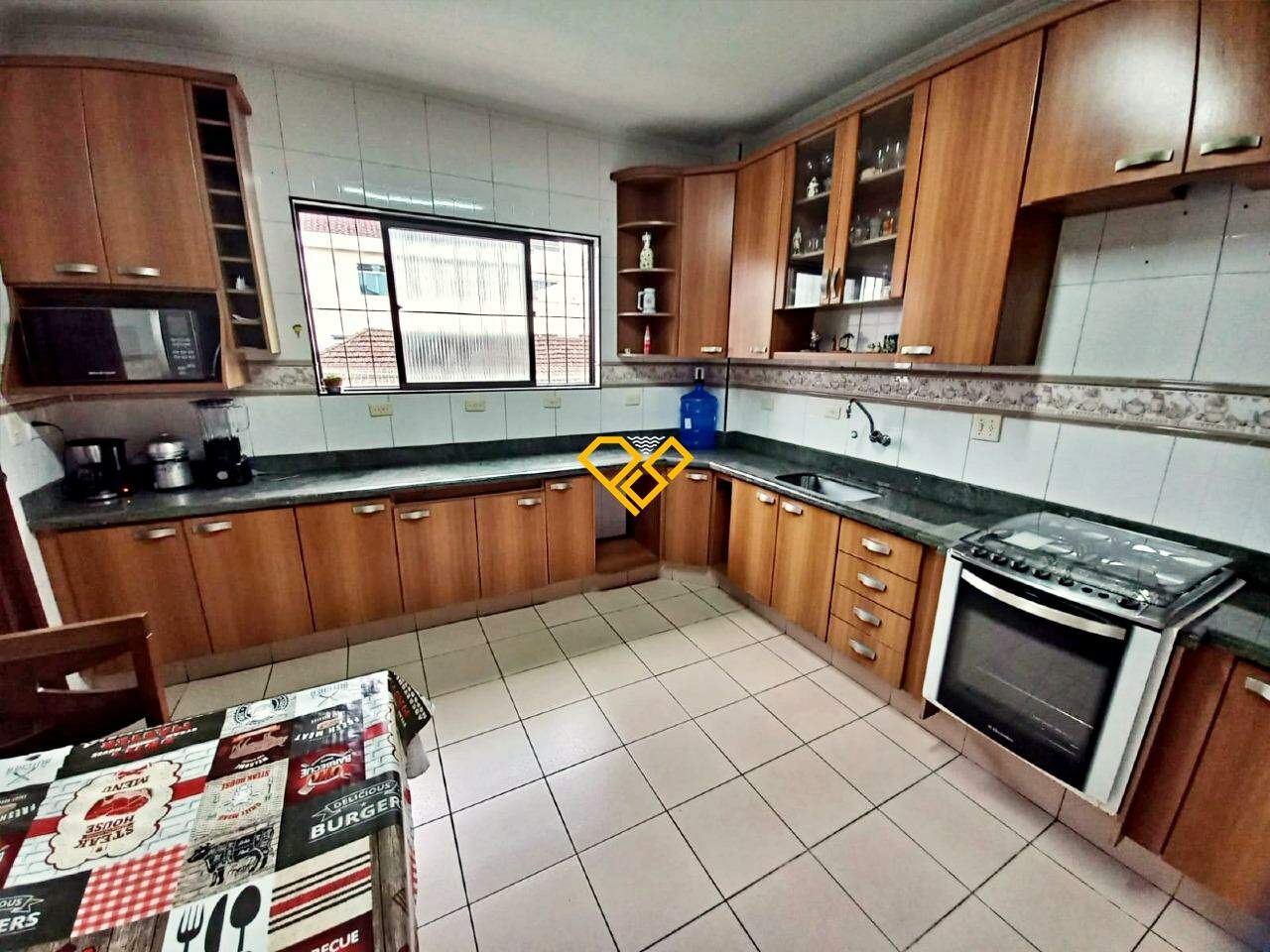 Sobreposta Alta à venda no Embaré: Cozinha