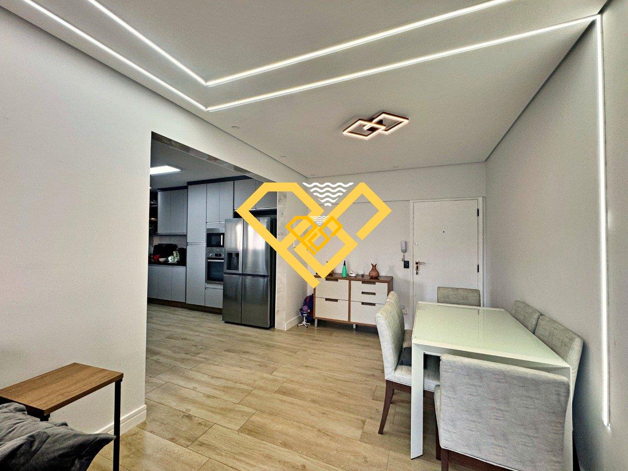 Apartamento à venda no Ponta da Praia: Sala