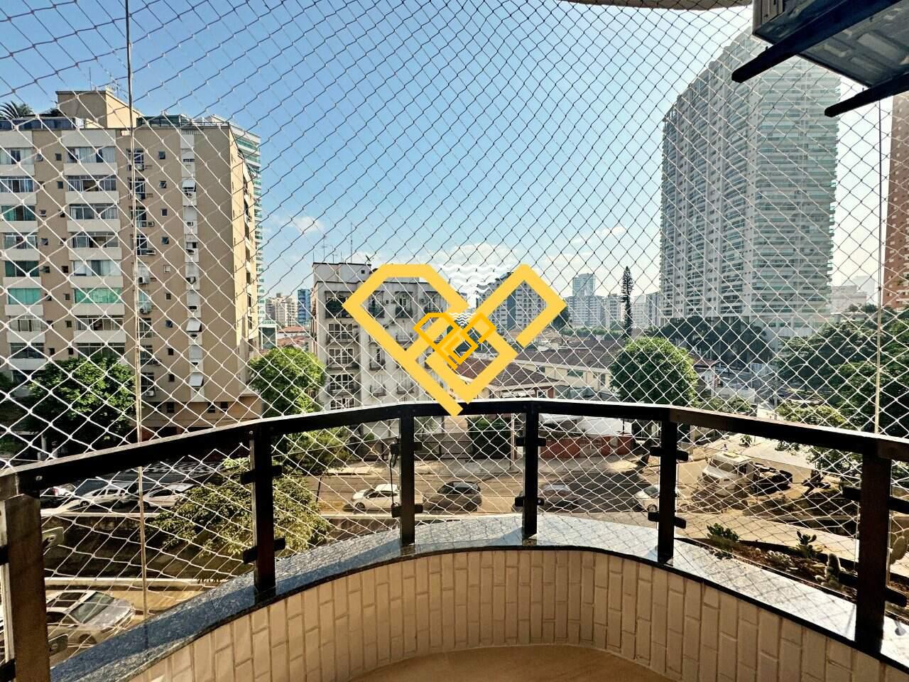 Apartamento à venda no Ponta da Praia: Varanda