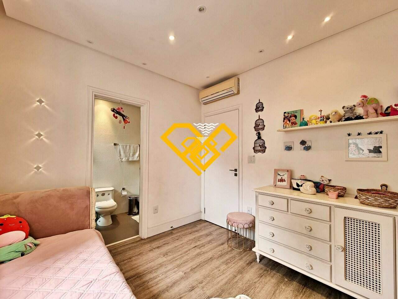 Apartamento à venda no Gonzaga: Dormitório 2 - suíte