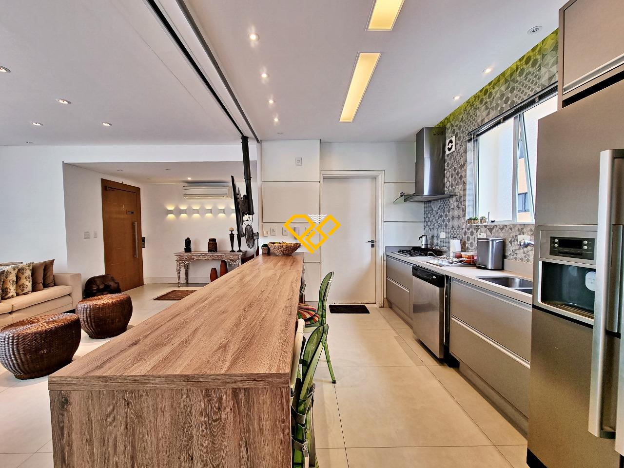 Apartamento à venda no Gonzaga: Sala e cozinha