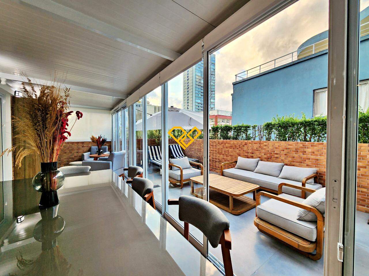 Garden à venda no Gonzaga: Varanda com churrasqueira