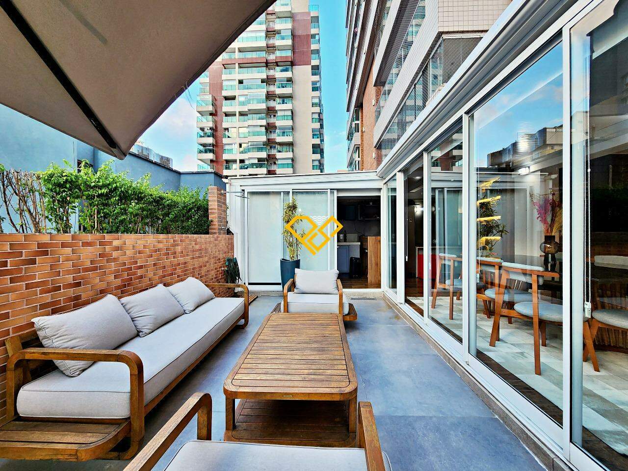 Garden à venda no Gonzaga: Varanda com churrasqueira