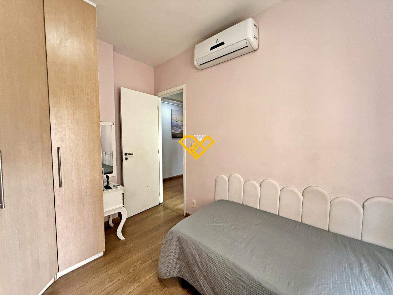 Apartamento à venda no Embaré: Dormitório 2