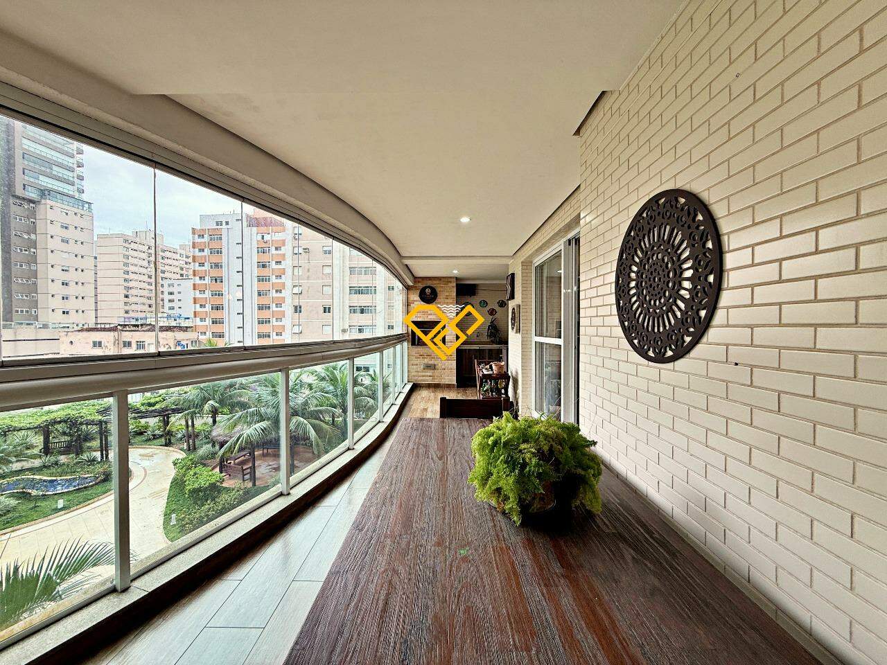 Apartamento à venda no Embaré: Varanda Gourmet