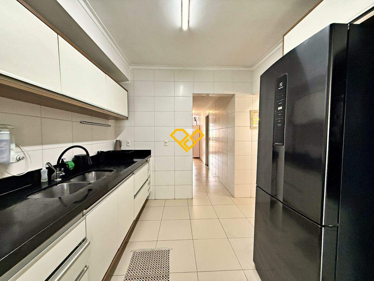 Apartamento à venda no Embaré: Cozinha