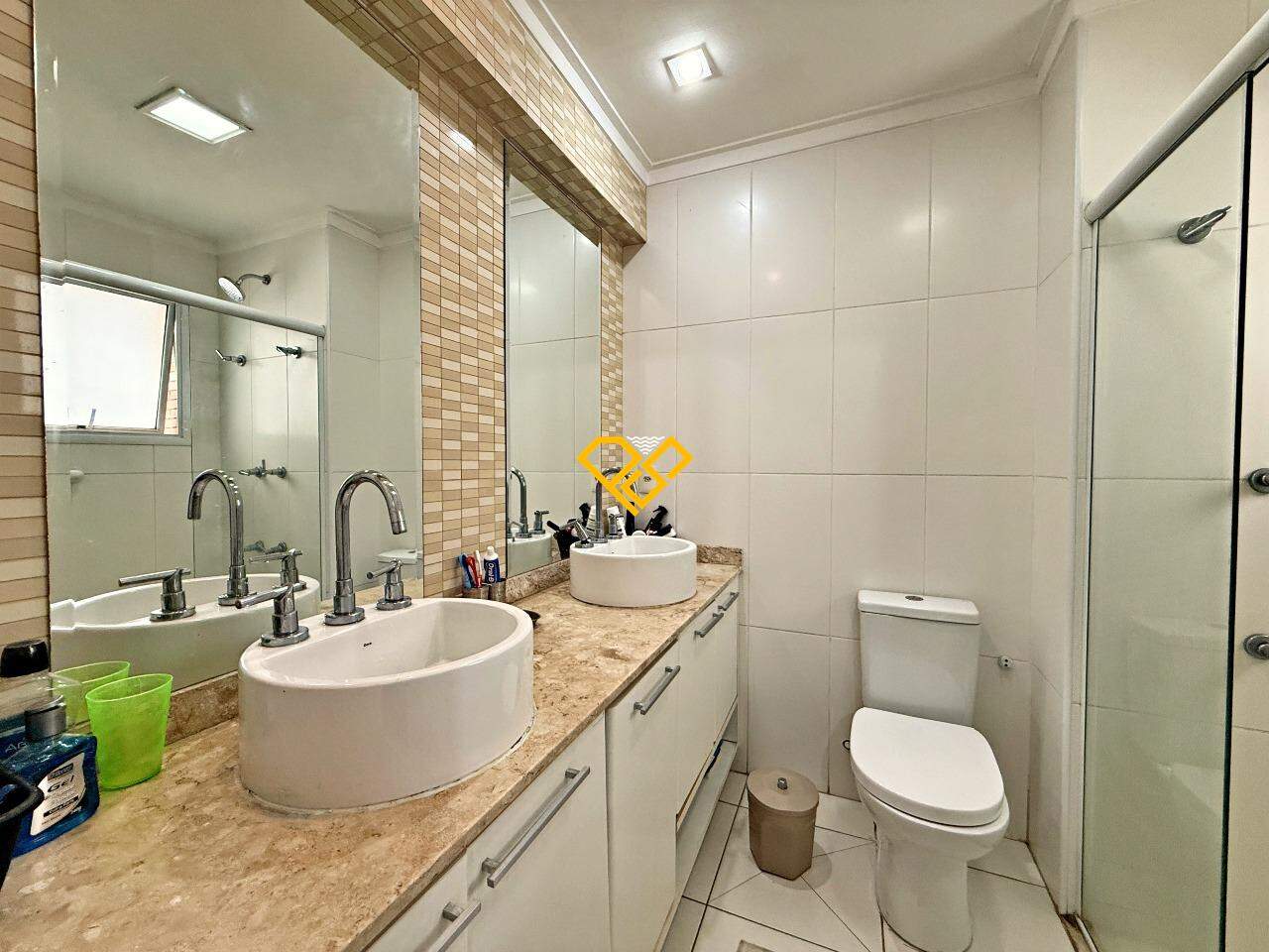 Apartamento à venda no Embaré: Wc Dormitório 3 - suíte