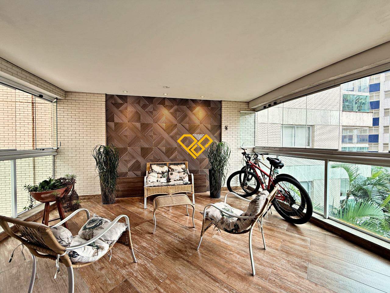 Apartamento à venda no Embaré: Varanda Gourmet