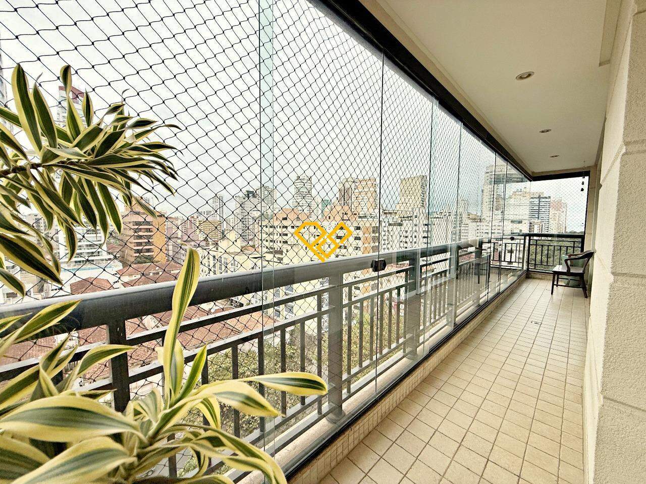 Apartamento à venda no Gonzaga: Varanda