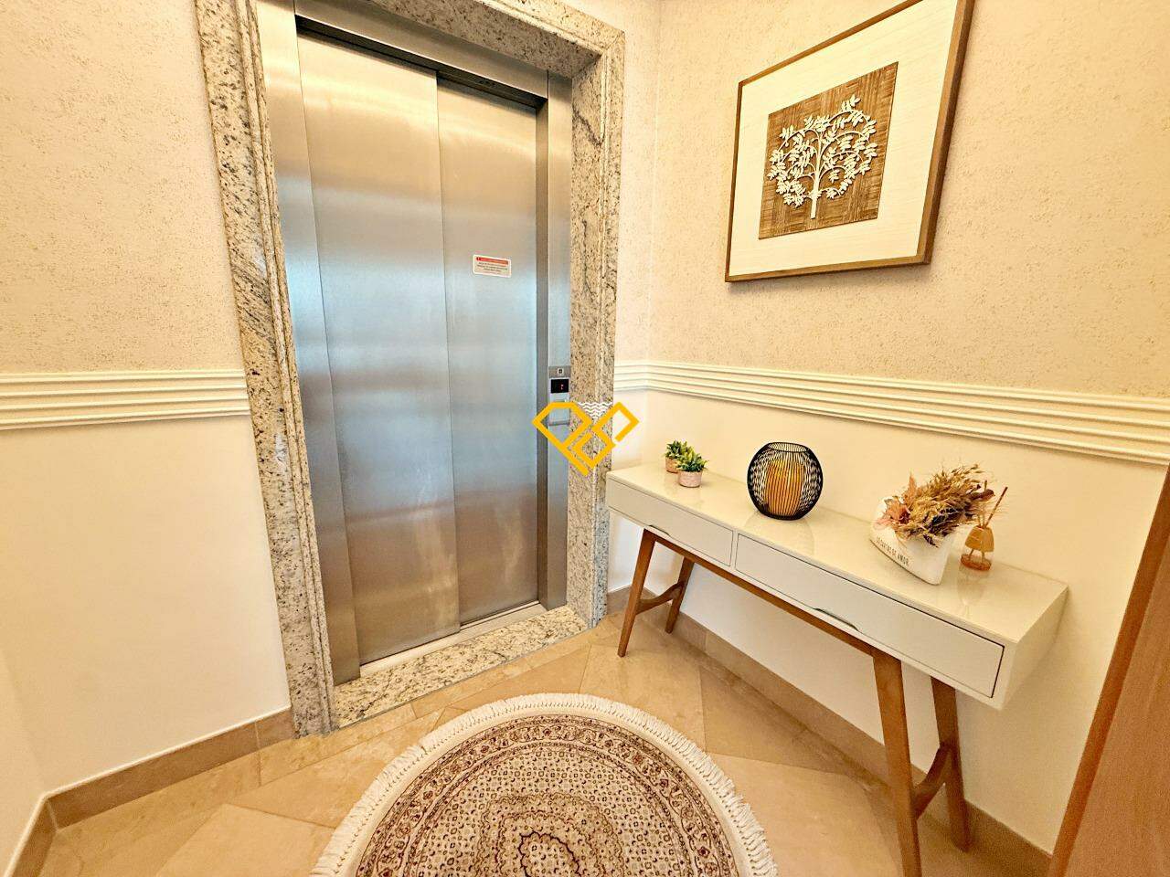 Apartamento à venda no Gonzaga: Hall de entrada